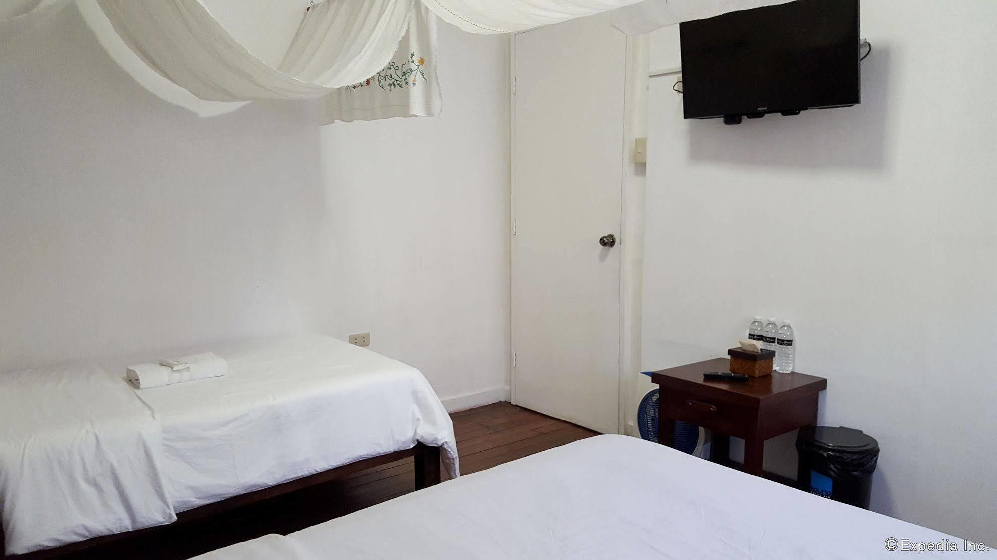 La Casa Bianca Bed & Breakfast Baguio City Exterior photo